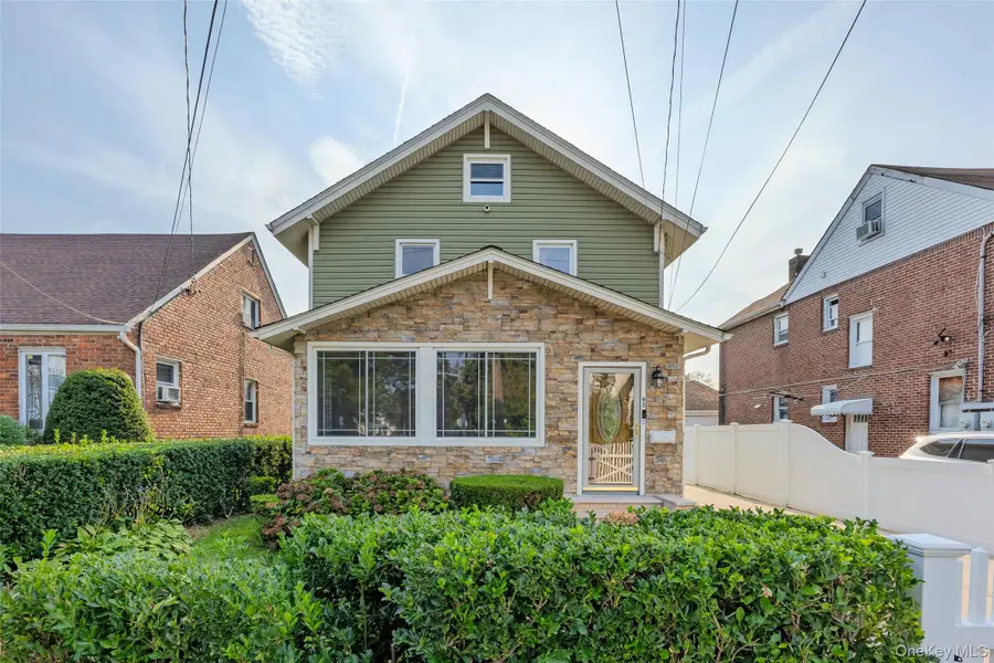 93 Vermont Avenue, Hempstead, NY 11550 - Image #3