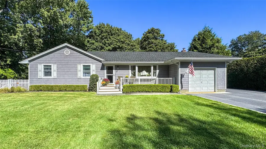 9 Linda Lane, East Moriches, NY 11940 - Image #2