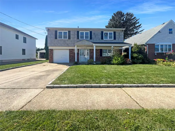 371 Pennsylvania Avenue, Mineola, NY 11501