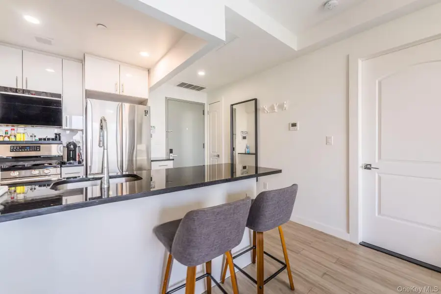 144-27 Sanford Avenue #8O, Flushing, NY 11355 - Image #2