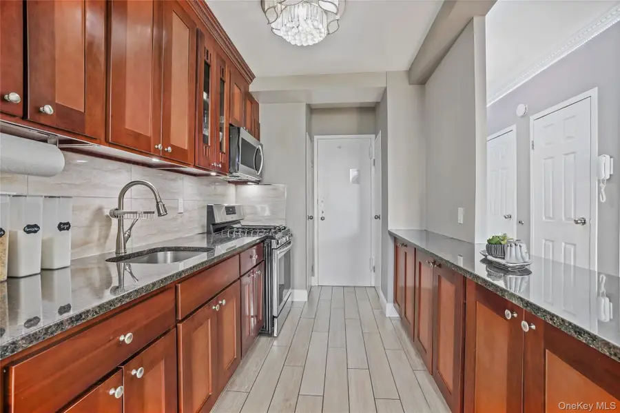 3 Fordham Hill Oval #17F, Bronx, NY 10468 - Image #3