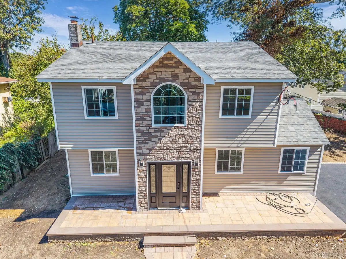 99 W 2nd Street, Lake Ronkonkoma, NY 11779 - Image #1