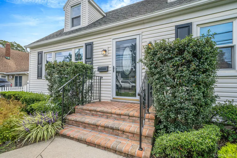 3862 Clark Street, Seaford, NY 11783 - Image #3