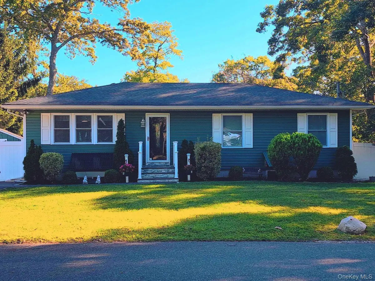 212 Locust Drive, Rocky Point, NY 11778 - Image #1