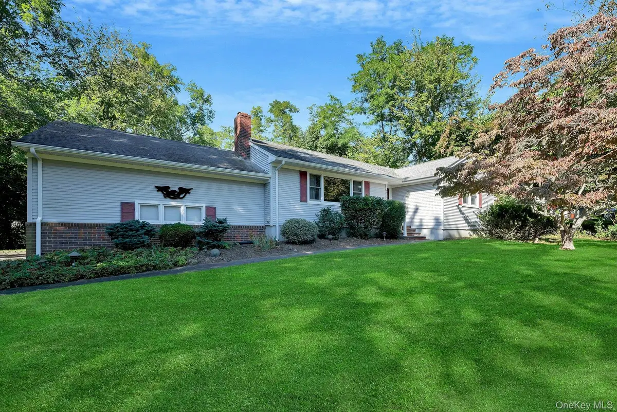 770 Meadow Lane, Mattituck, NY 11952 - Image #1