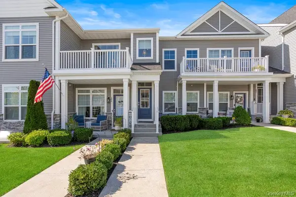 295 Silver Timber Drive, Yaphank, NY 11980