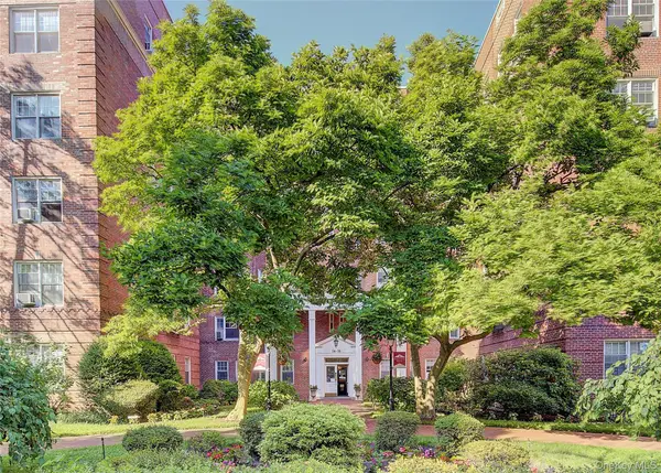 76-35 113th Street #6C, Forest Hills, NY 11375