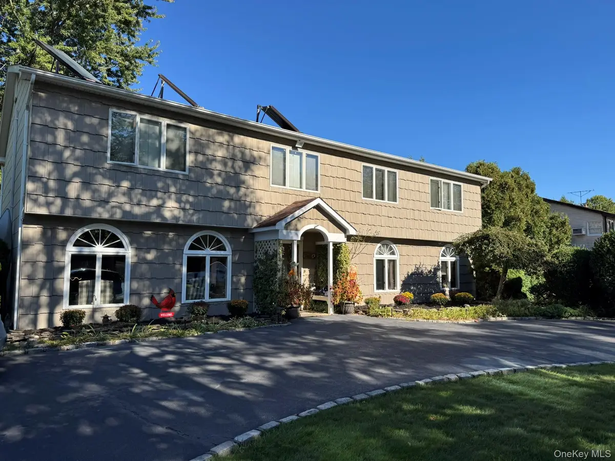 7 Kingston Road, Mount Sinai, NY 11766 - Image #1