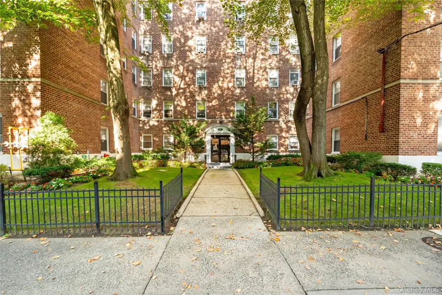 821 Bronx River Road #5J, Bronxville, NY 10708 - Image #2