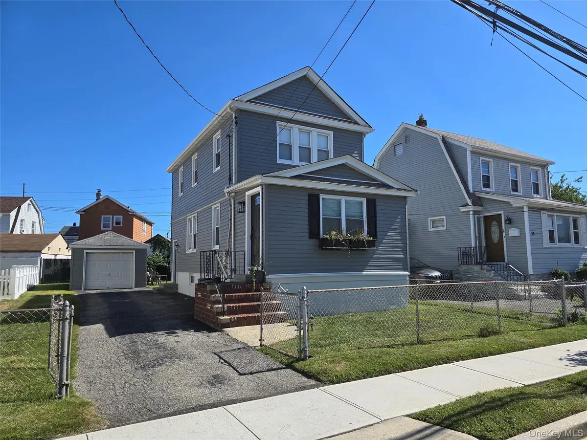 31 Drew Street, Valley Stream, NY 11581 - Image #1