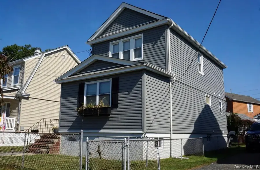 31 Drew Street, Valley Stream, NY 11581 - Image #3