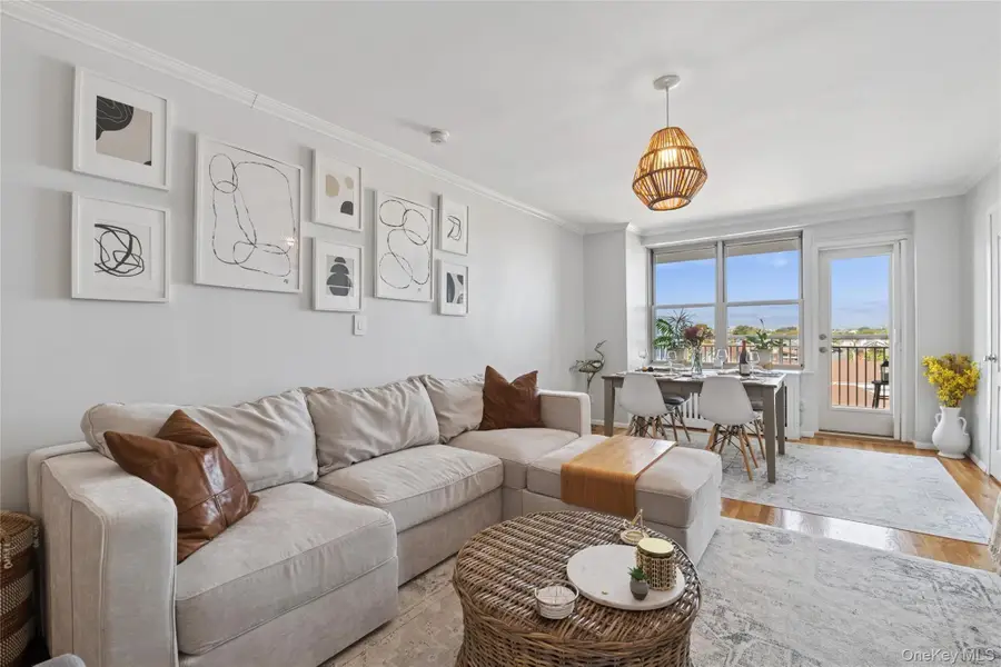 410 E Broadway #5M, Long Beach, NY 11561 - Image #3