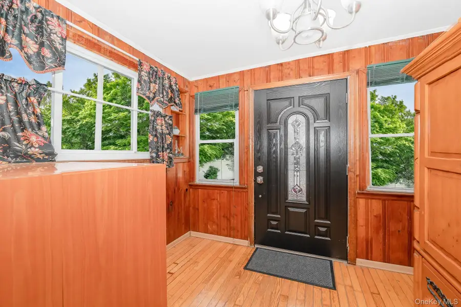 724 Foxhurst Road, Baldwin, NY 11510 - Image #3