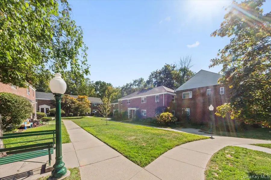 470 Tuckahoe Road #4B, Yonkers, NY 10710 - Image #2