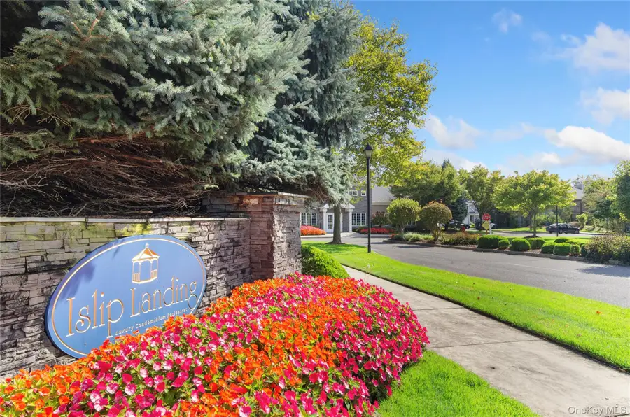 307 Medea Way, Central Islip, NY 11722 - Image #2