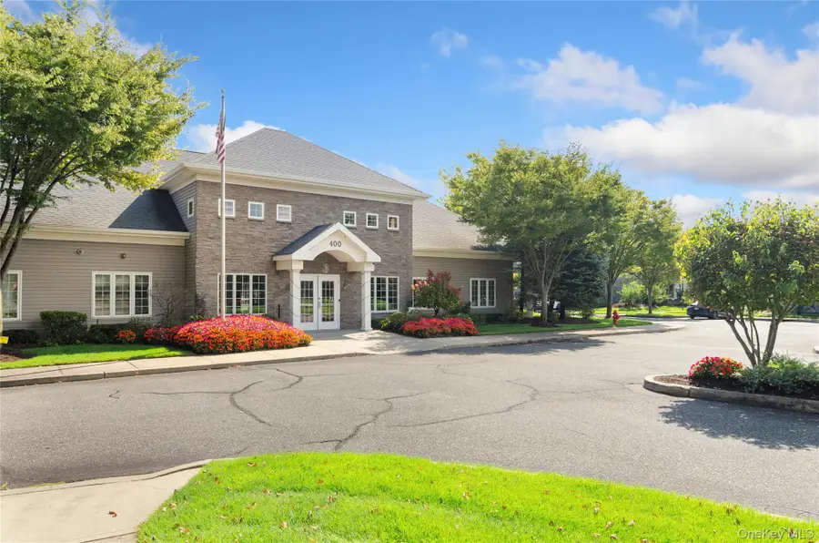 307 Medea Way, Central Islip, NY 11722 - Image #3