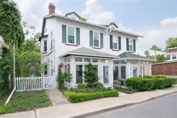 12 Grinnell Street, Irvington, NY 10533