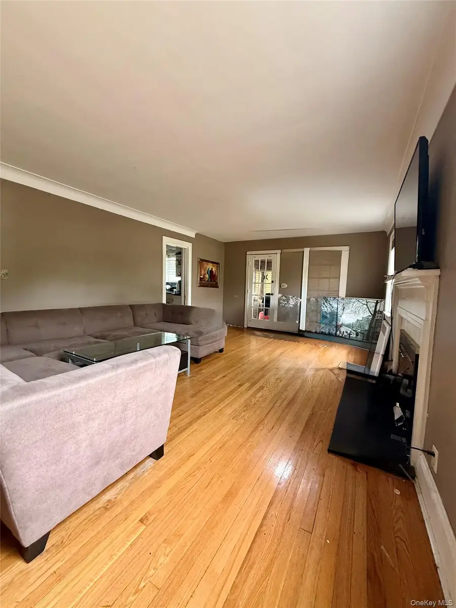 139 New York Avenue, Freeport, NY 11520 - Image #3