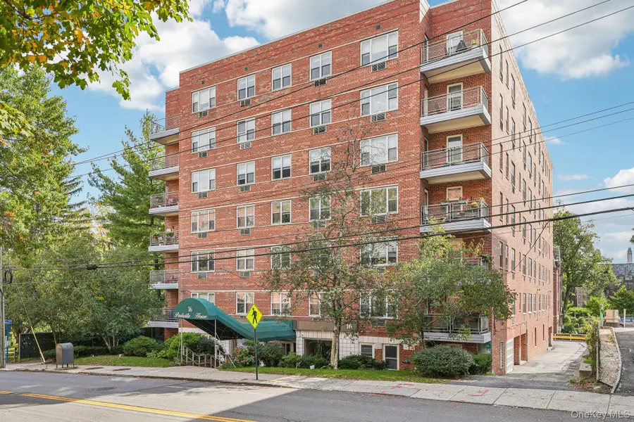 16 Lake Street #3G, White Plains, NY 10603 - Image #2