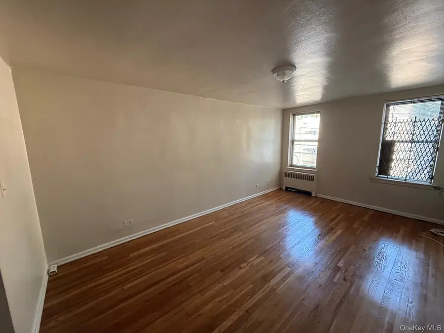 3231 Barker Ave Avenue #2A, Bronx, NY 10467 - Image #3