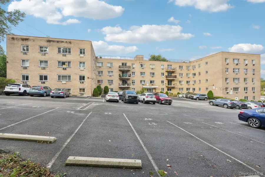 2035 Central Park Avenue #1K, Yonkers, NY 10710 - Image #2