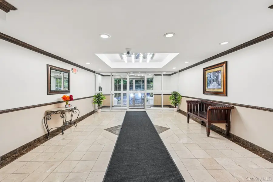 2035 Central Park Avenue #1K, Yonkers, NY 10710 - Image #3