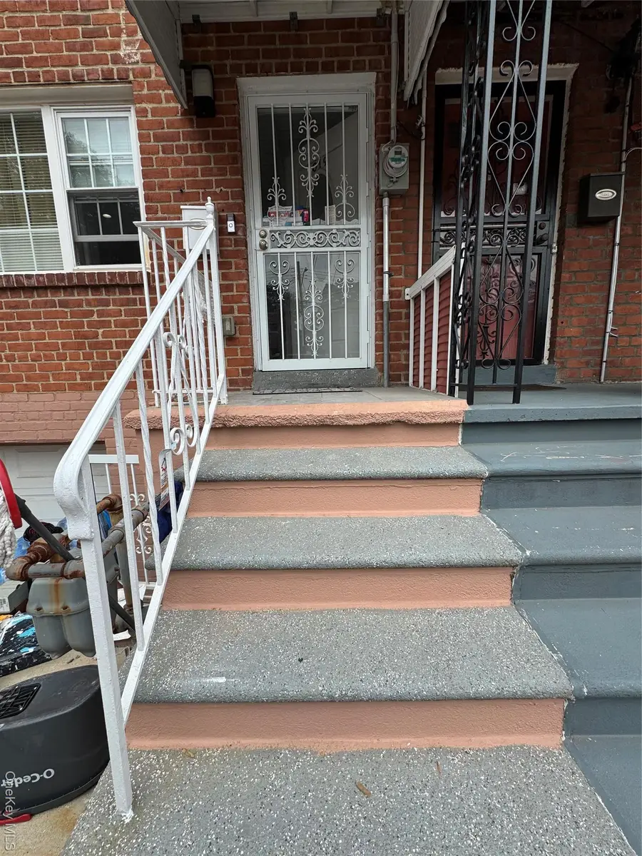 1019 E 230th Street, Bronx, NY 10466 - Image #2