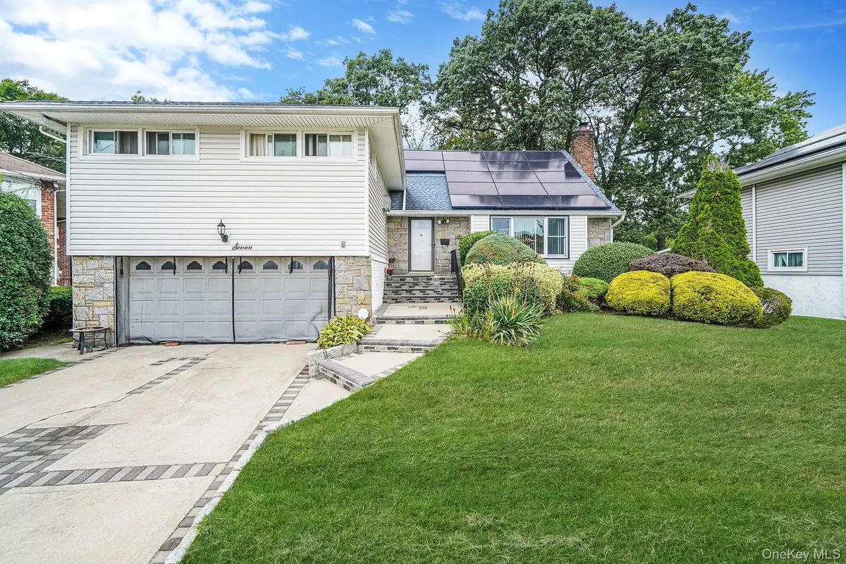 7 Wilbur Lane, Roosevelt, NY 11575 - Image #1