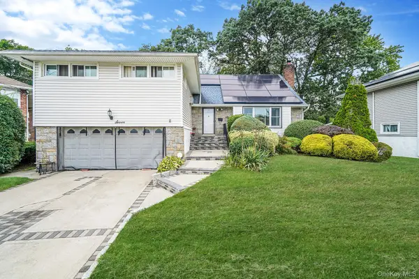 7 Wilbur Lane, Roosevelt, NY 11575