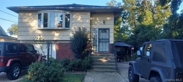 147 S Montgomery Street, Valley Stream, NY 11580