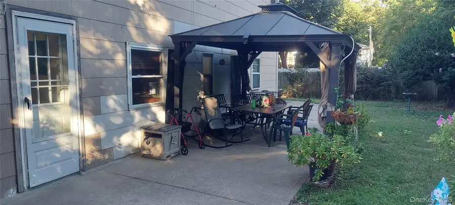 147 S Montgomery Street, Valley Stream, NY 11580 - Image #3