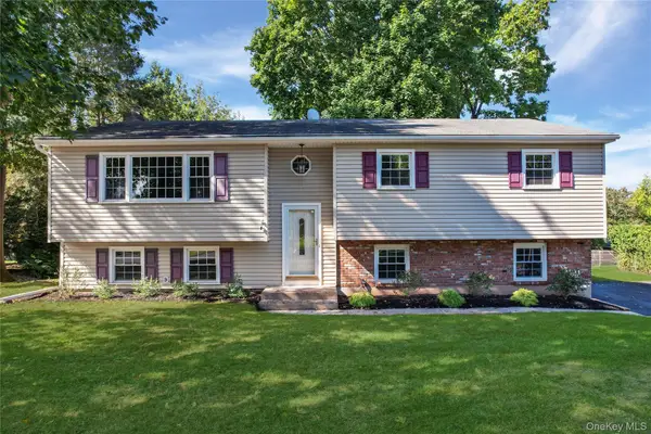 11 Mein Drive, New City, NY 10956