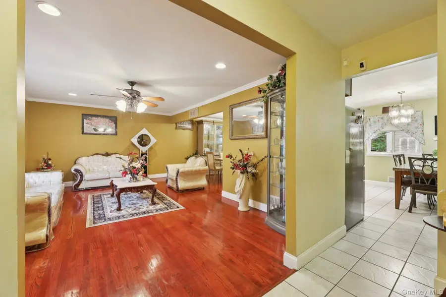 21 Zabella Drive, New City, NY 10956 - Image #3