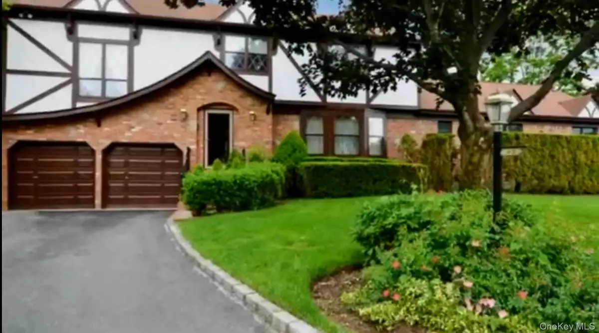 45A Pelican Court, Syosset, NY 11791 - Image #1