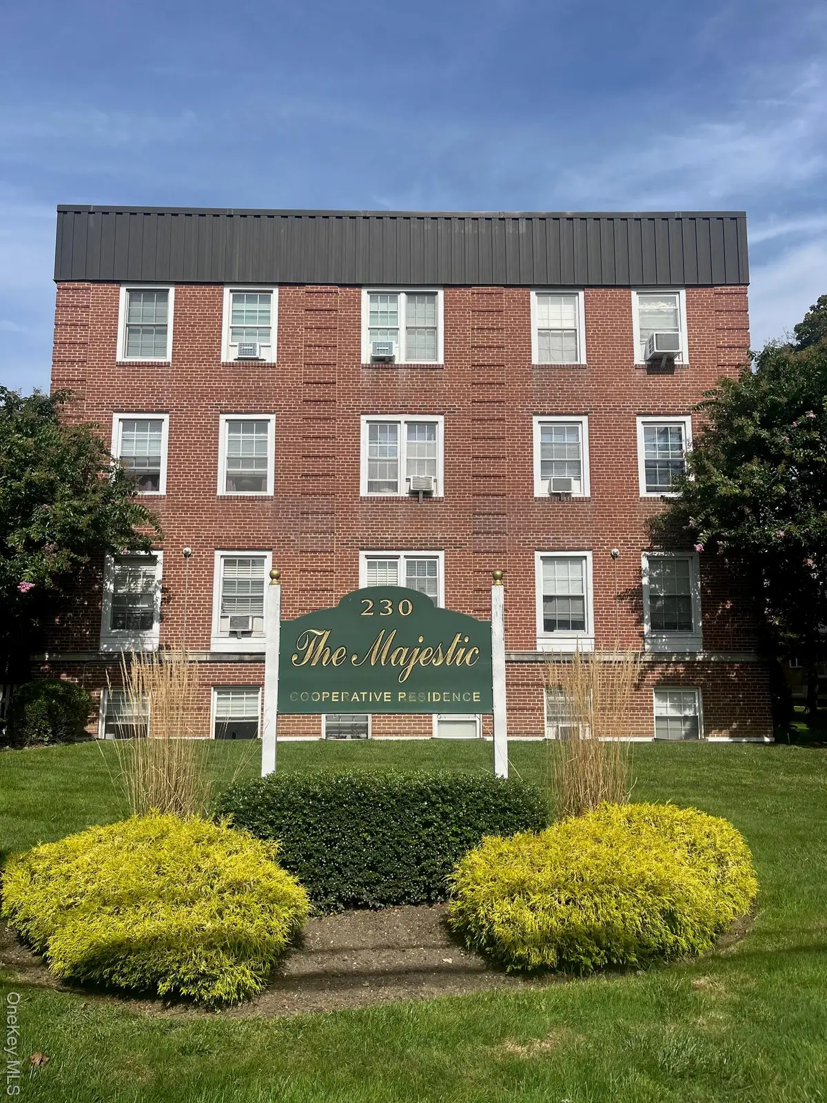 230 Central Avenue #3J, Lawrence, NY 11559 - Image #1