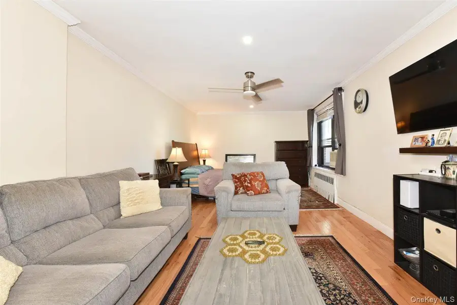 84-01 Main Street #728, Briarwood, NY 11435 - Image #2