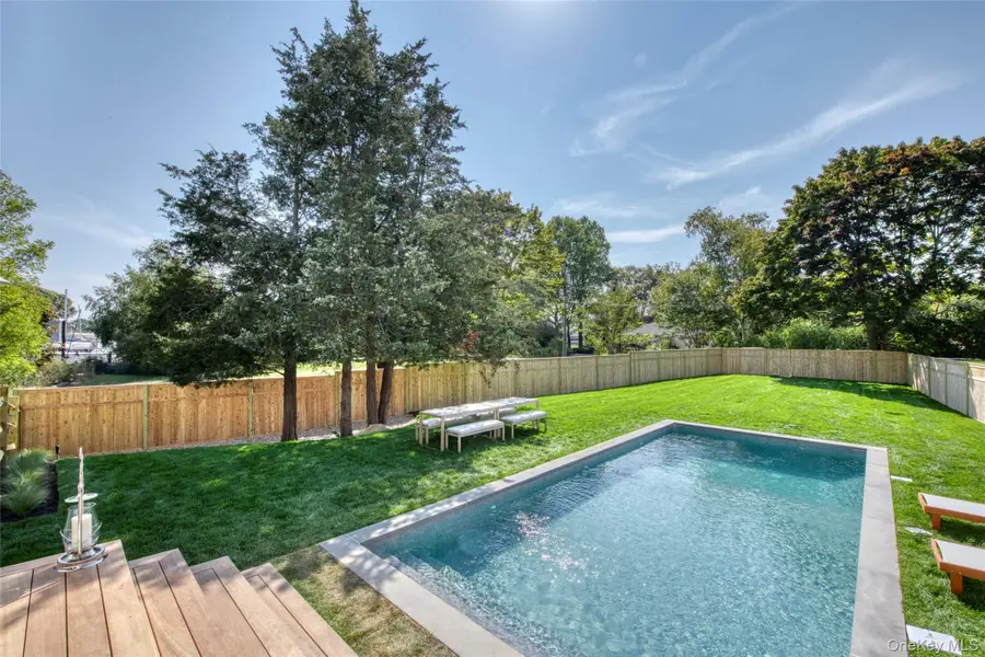 980 Manhanset Avenue, Greenport, NY 11944 - Image #3