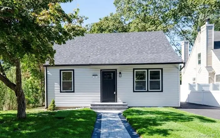 62 Judith Drive, Coram, NY 11727 - Image #2