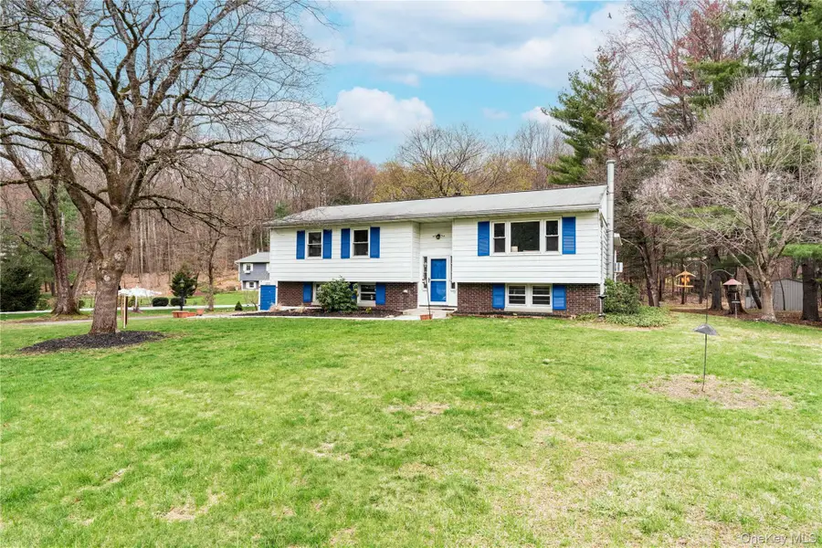41 Frances Drive, Hopewell Junction, NY 12533 - Image #2
