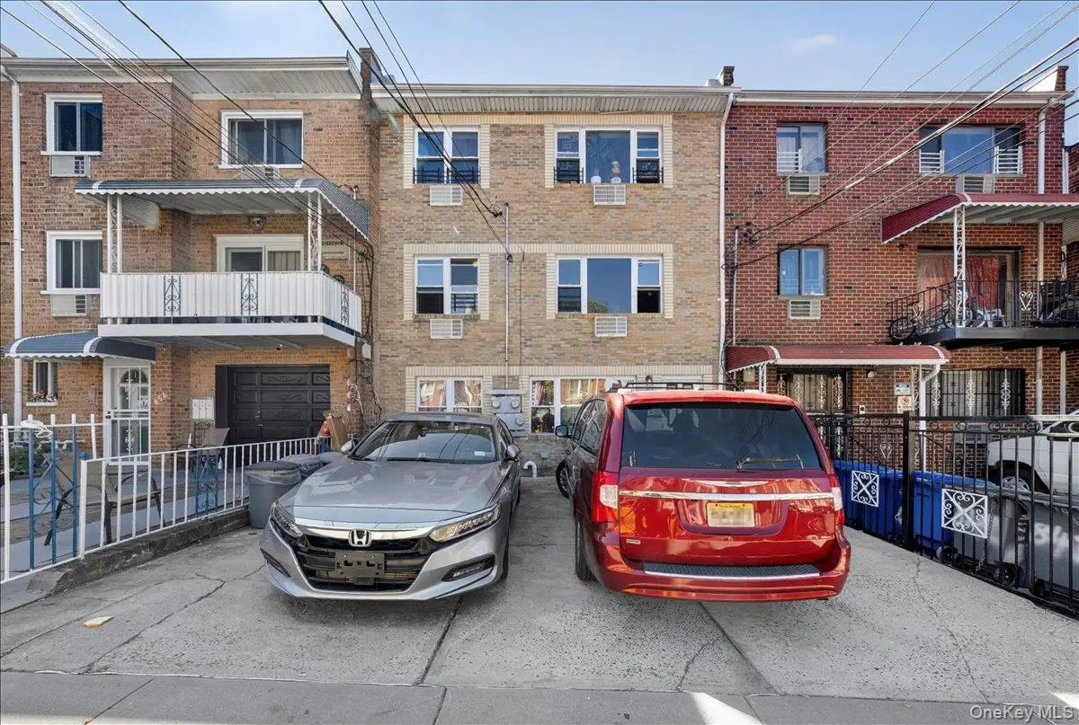 850 E 214th Street, Bronx, NY 10467 - Image #1