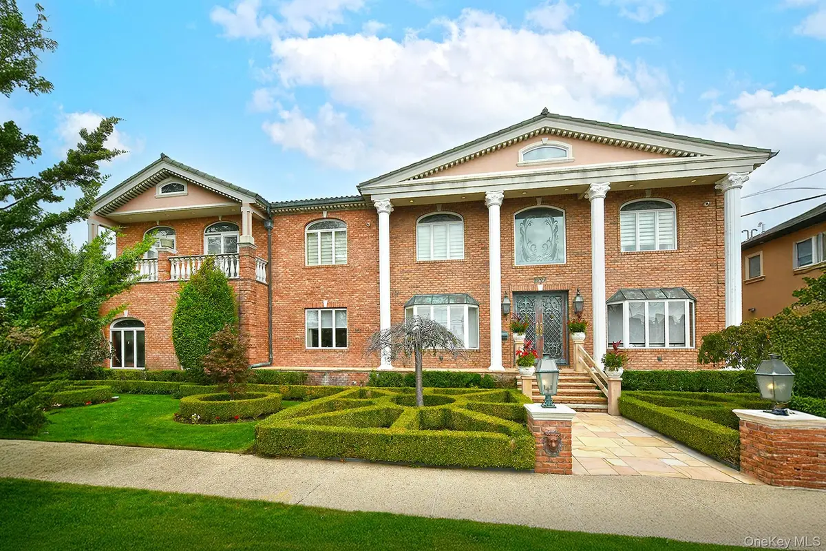 87-07 158th Avenue, Howard Beach, NY 11414 - Image #1