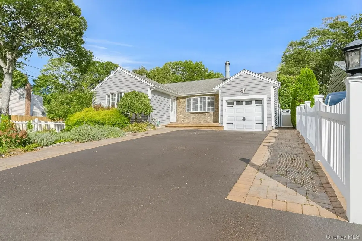 178 Melville Road, South Huntington, NY 11746 - Image #1