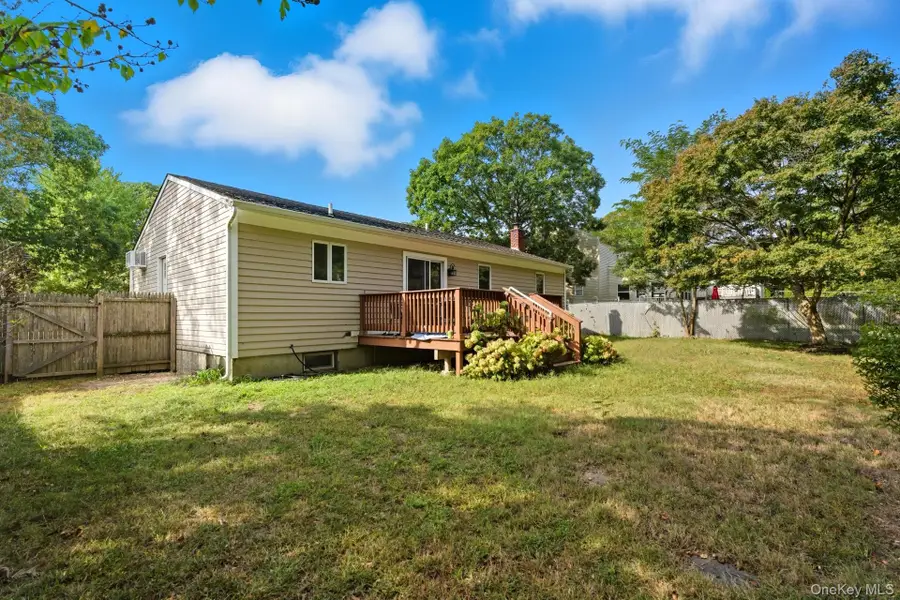 17 Golden Gate Drive, Shirley, NY 11967 - Image #3