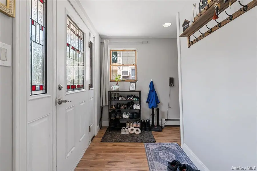 33 Prospect Avenue, Lynbrook, NY 11563 - Image #3