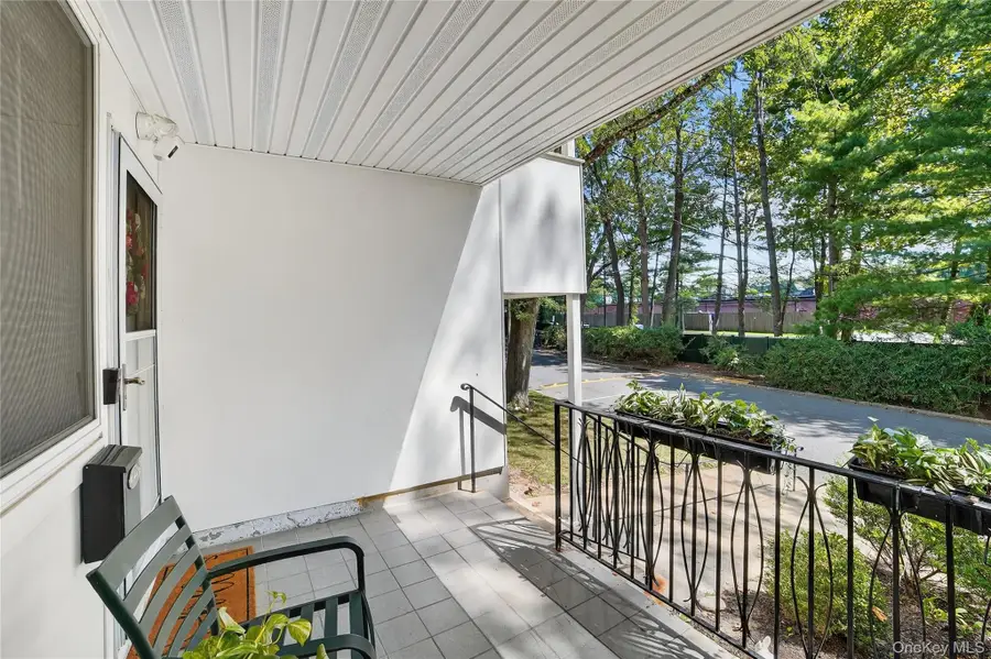 1504 Fox Glen Drive, Hartsdale, NY 10530 - Image #2