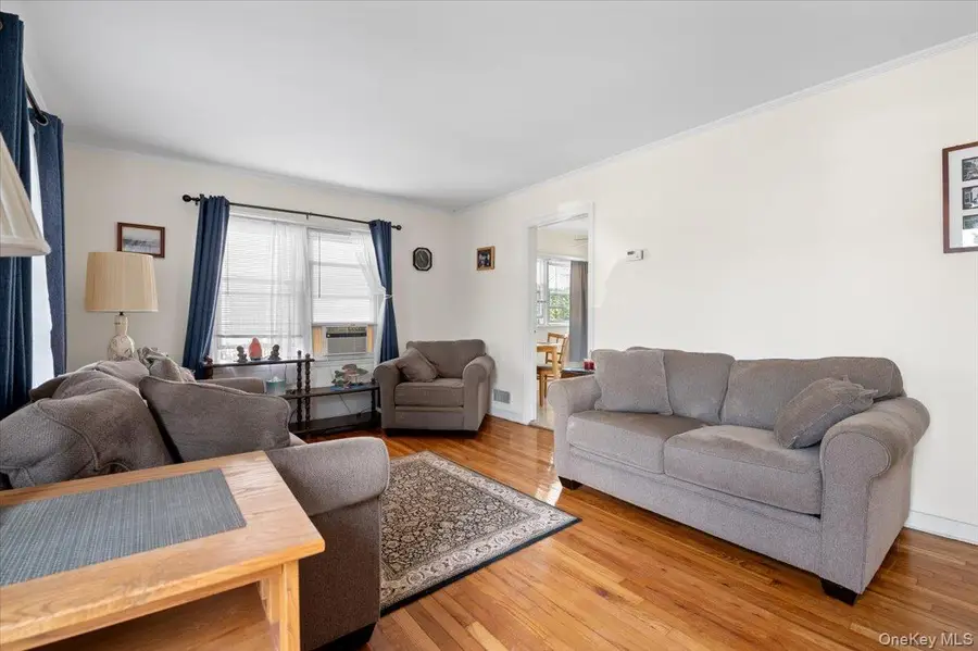 5 Totten Street, Bethpage, NY 11714 - Image #3