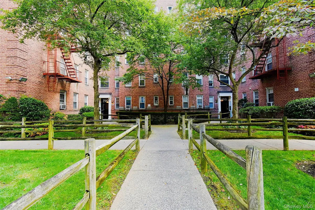 786 Bronx River #B56, Bronxville, NY 10708 - Image #1