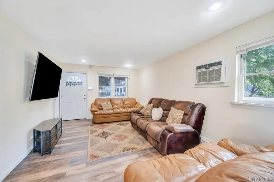 12 South Road, Central Islip, NY 11722 - Image #3