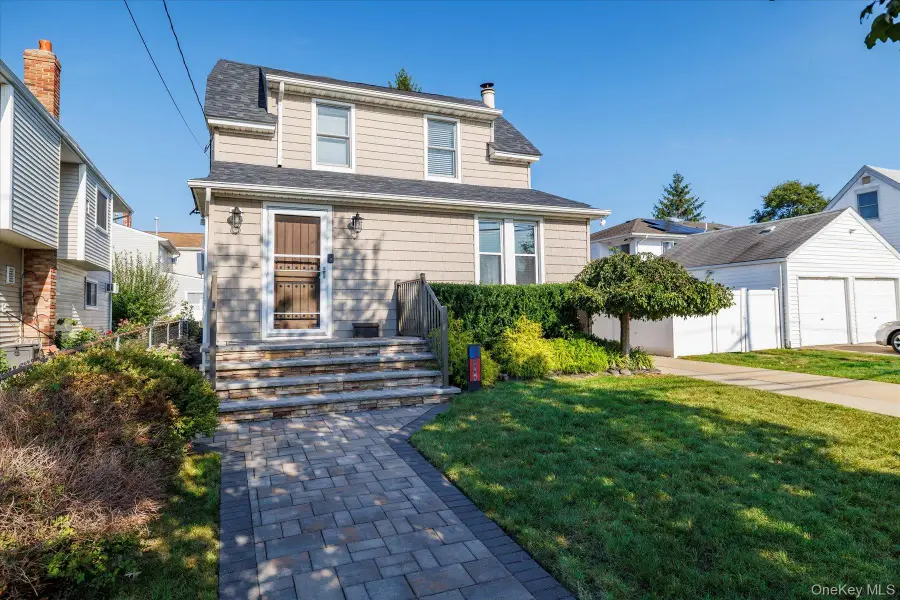 2989 Grand Boulevard, Baldwin, NY 11510 - Image #2