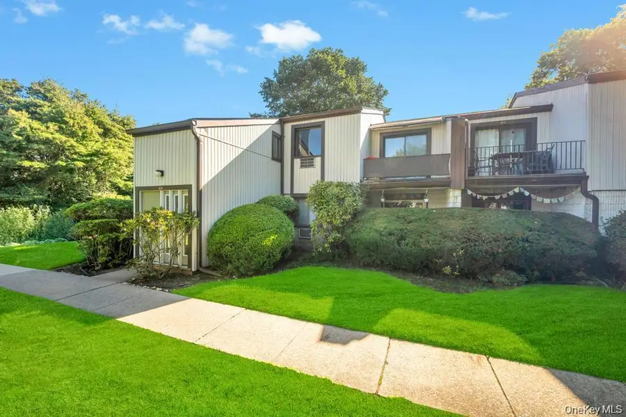 63 Richmond Boulevard #4B, Ronkonkoma, NY 11779 - Image #2